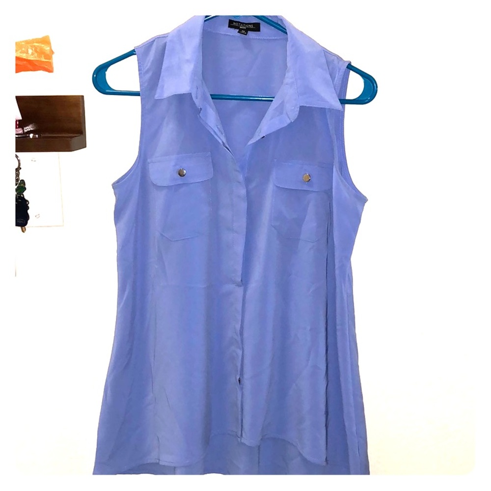 Sleeveless collared button up in lavender!